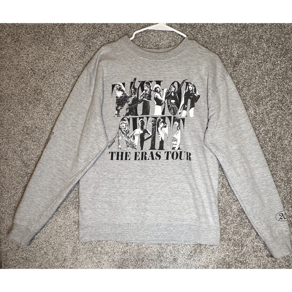 Taylor Swift The Eras Tour Gray Crewneck Sweatshirt Medium Official Merch 2023